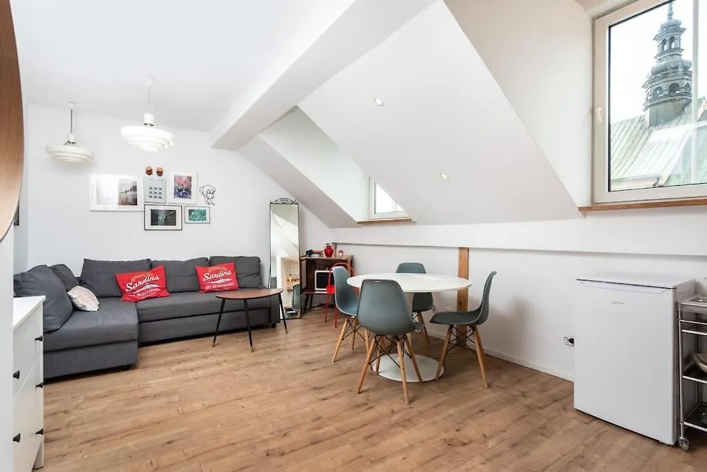 Artistic Flat With Entresol - 5' Market Square - By Upstairs Krakow Apartment