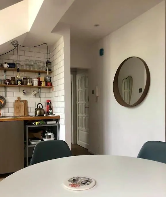 Artistic Flat With Entresol - 5' Market Square - By Upstairs Krakow Apartment