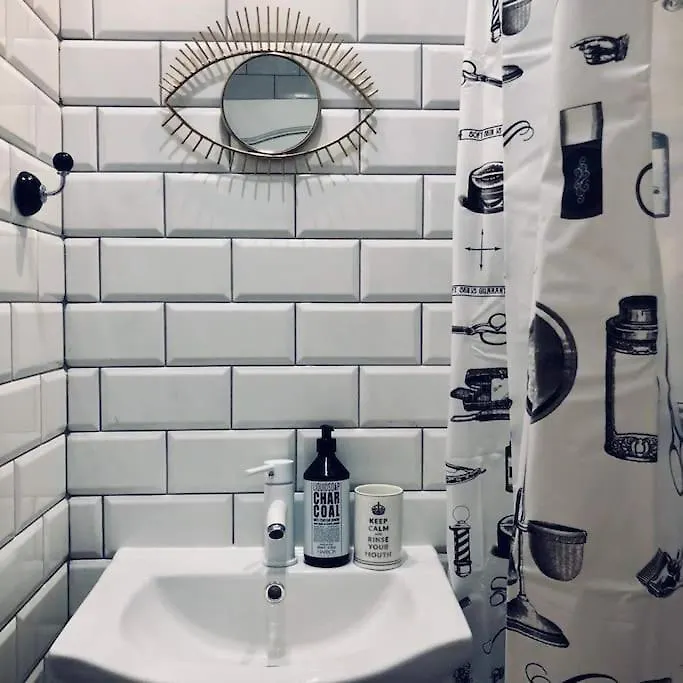 Apartament Artistic Flat With Entresol - 5' Market Square - By Upstairs Kraków